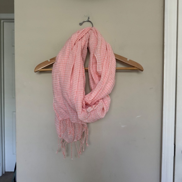 GAP Orange Checkered Lightweight Fringe Scarf NWOT - Picture 4 of 5